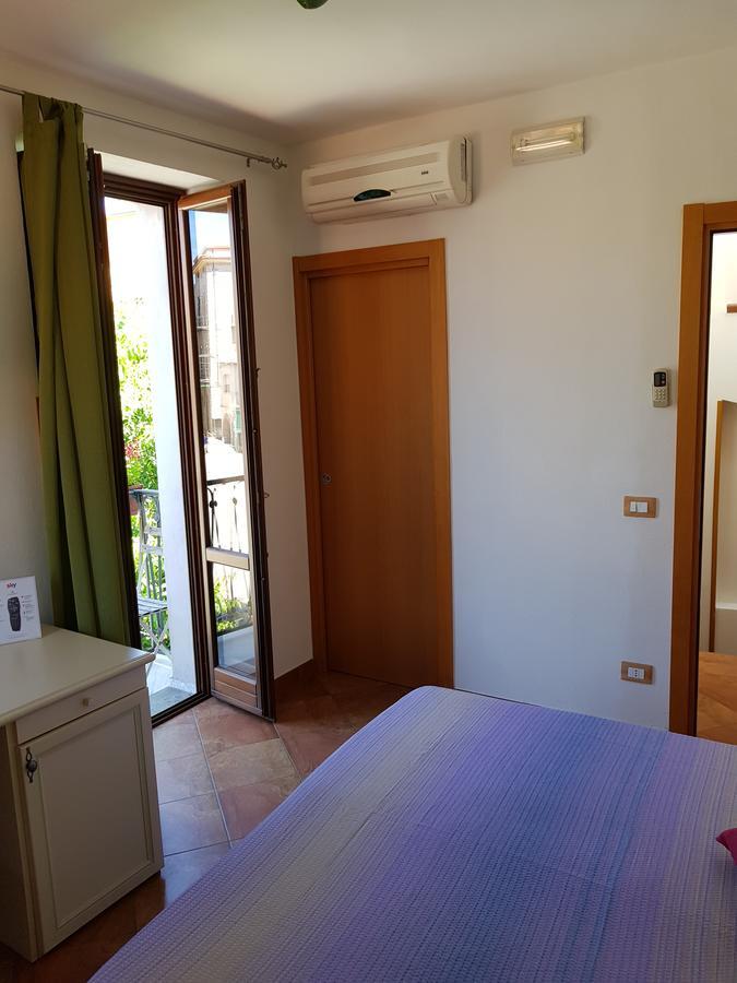 Locanda Aria Del Re Sapri Exteriör bild